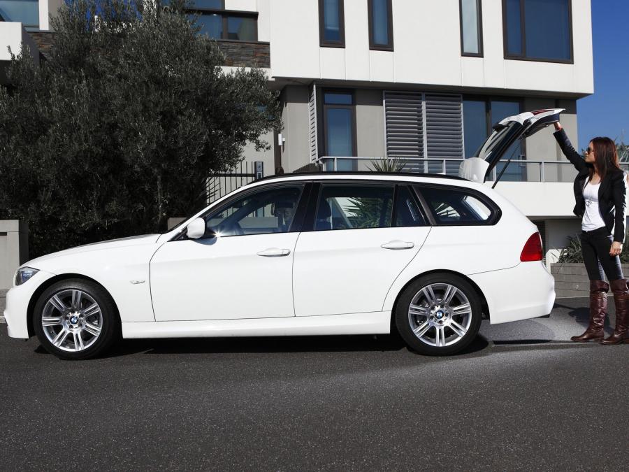  BMW 320d Touring M Sport Package 2011 года  (AU) (фото 2 из 5)